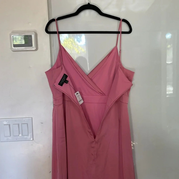 Laundry by Shelli Segal Ruffled Satin Dress In Rose Pink Size 14 NWT - Picture 10 of 13
